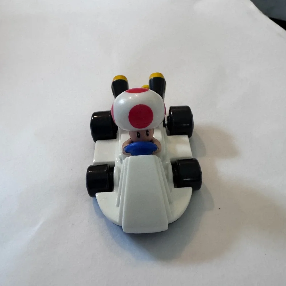 Nintendo Mario Kart Super Mario Toy Lot Yoshi Peach Luigi Toad 7pc McDonald's